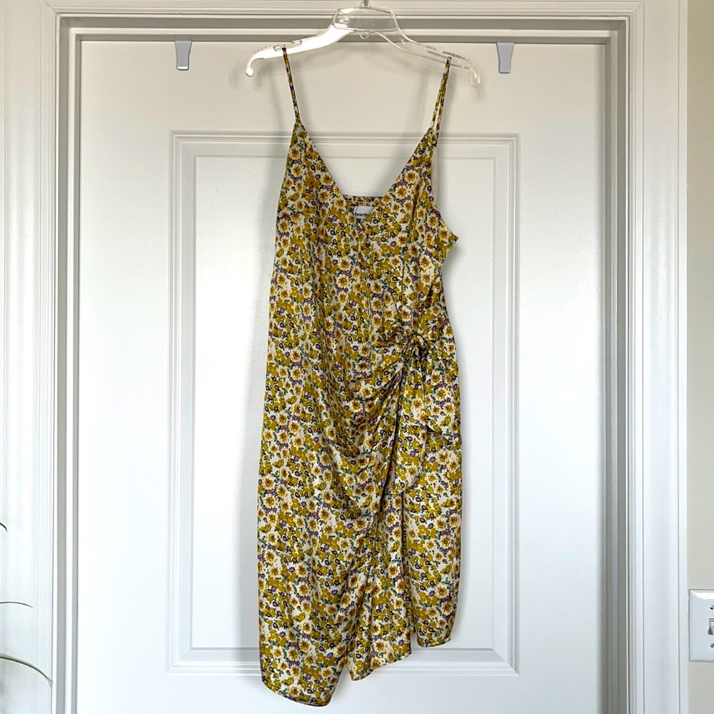 ONCE WORN Heartloom Floral Wrap Dress